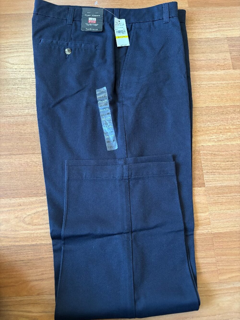 Van Heusen Flat Front Navy Pants 34x30 BRAND NEW